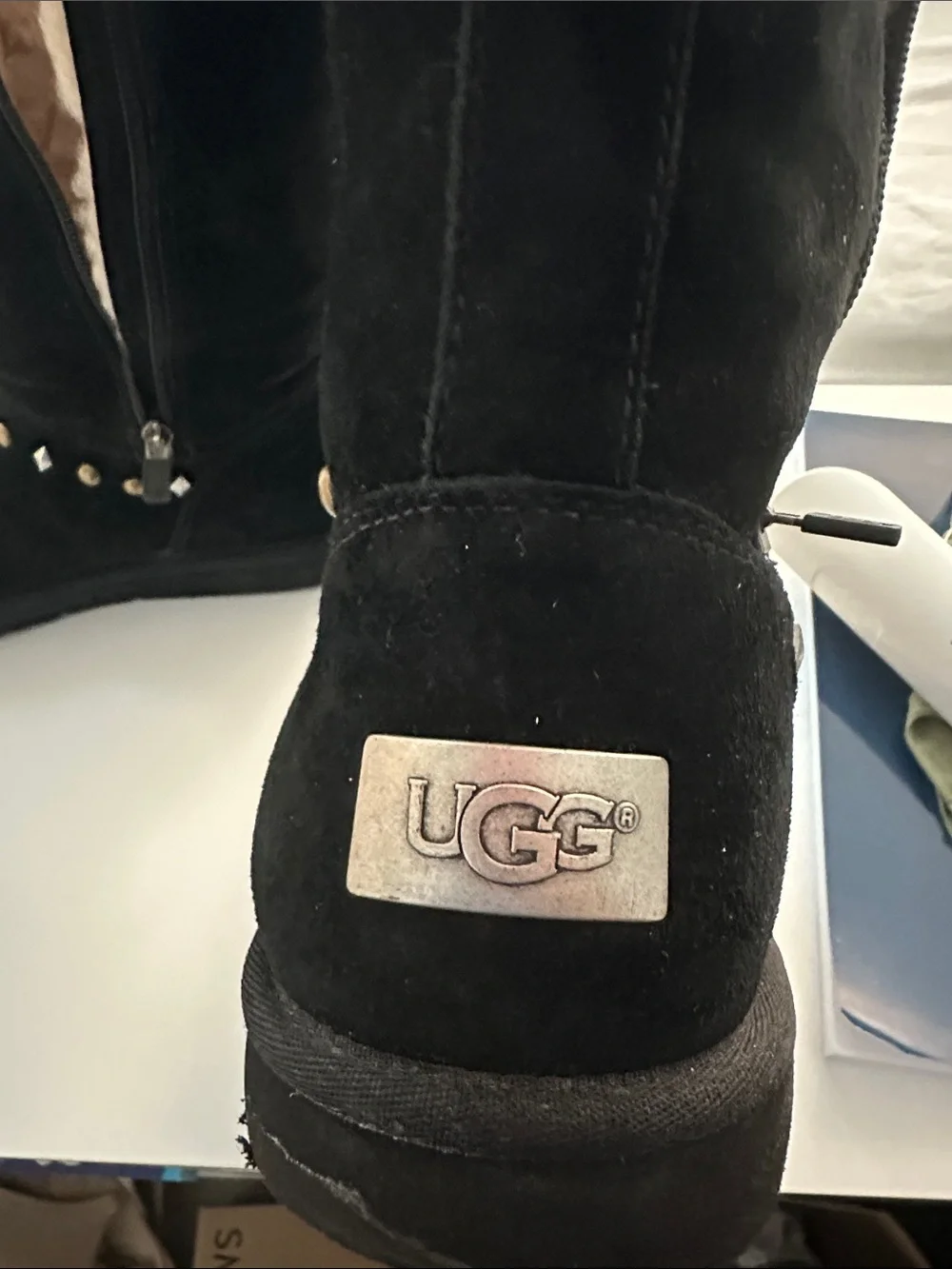 UGG avondale studded